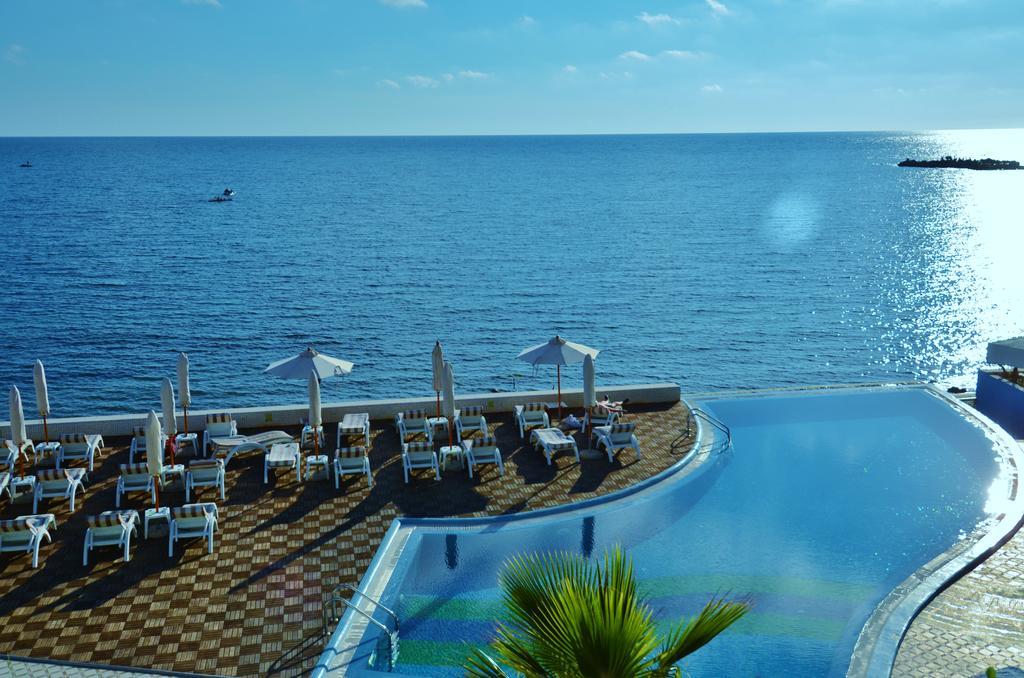 West Beach Apartment دراس المظهر الخارجي الصورة